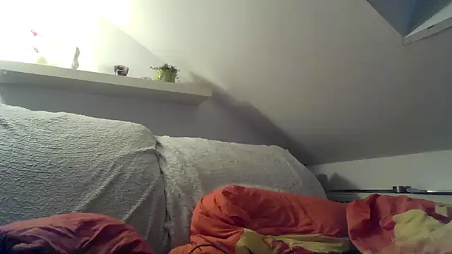 Snapshot of Cambitchboy chatting on March 13, 10:32 pm Cambitchboy online show from March 13, 10:32 pm