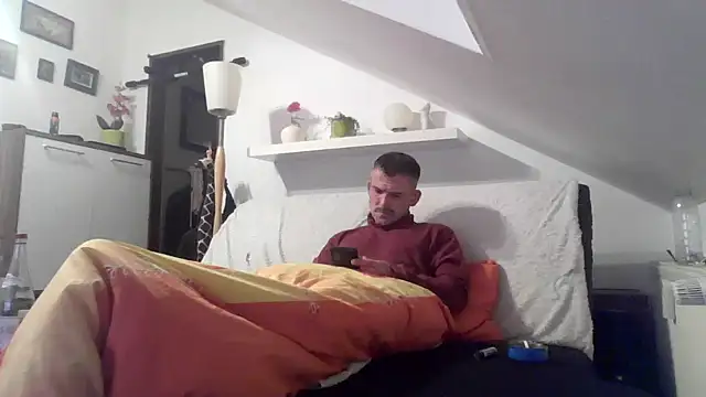 Snapshot of Cambitchboy chatting on October 22, 8:52 pm Cambitchboy online show from October 22, 8:52 pm