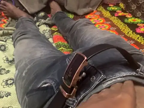 Snapshot of zeus_3241 chatting on February 6, 10:46 pm zeus 3241 online show from February 6, 10:46 pm