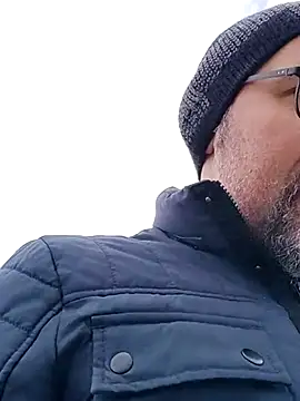 BuckWessle online show from February 21, 11:55 am