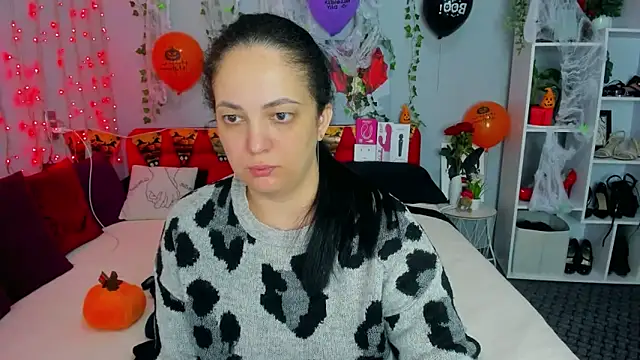 DarlingMilf online show from November 11, 7:25 pm