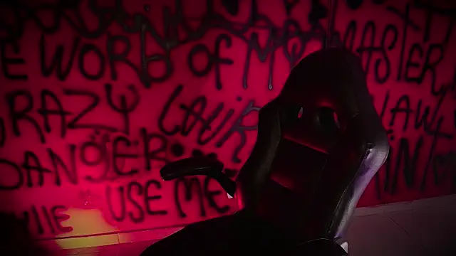 Snapshot of Laura_takint chatting on February 13, 3:56 pm Laura takint online show from February 13, 3:56 pm