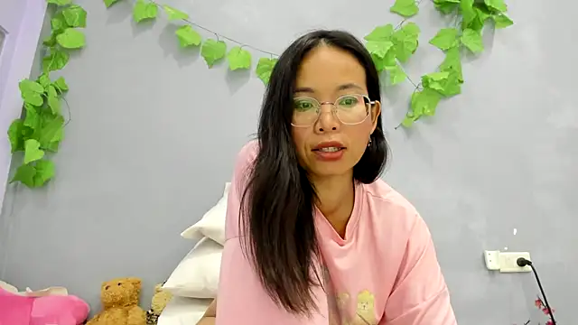 loveley jenny online show from March 25, 6:41 am