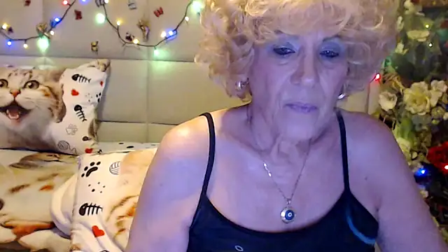 HappyWomanOn online show from March 26, 9:26 am