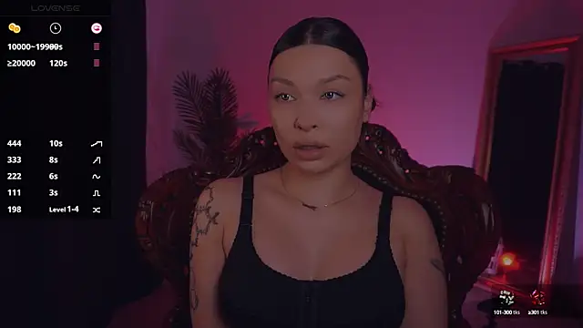 Snapshot of missmerciless chatting on February 2, 5:32 am missmerciless online show from February 2, 5:32 am