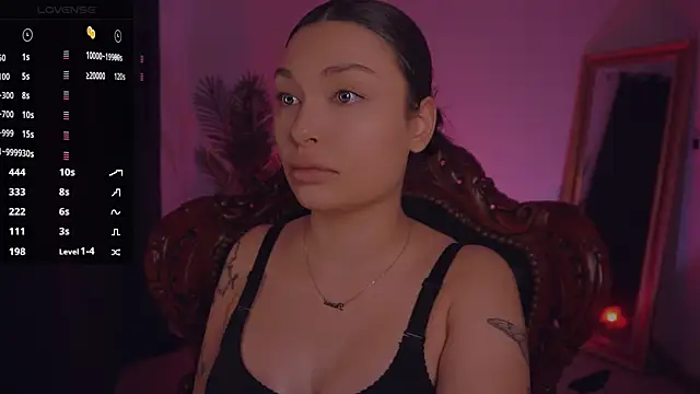 Snapshot of missmerciless chatting on February 4, 6:25 am missmerciless online show from February 4, 6:25 am