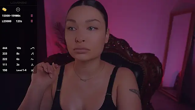 Snapshot of missmerciless chatting on February 9, 6:11 am missmerciless online show from February 9, 6:11 am