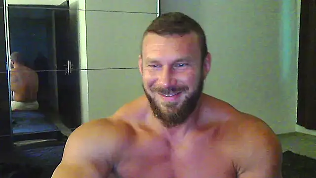 muscularkevin online show from June 30, 3:29 am