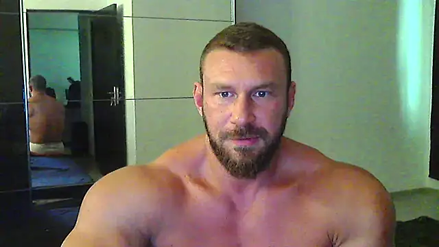 muscularkevin online show from July 15, 1:27 pm