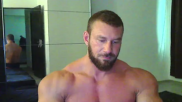 muscularkevin online show from July 20, 1:02 pm
