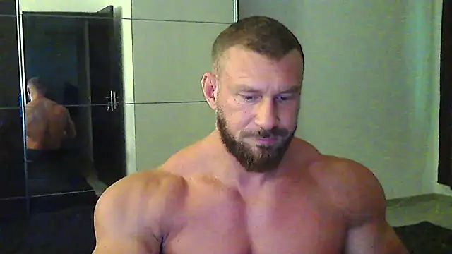 muscularkevin online show from July 22, 3:31 am