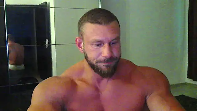 muscularkevin online show from July 29, 3:26 am