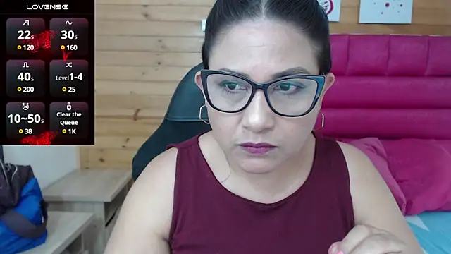 Snapshot of Katha_Marck chatting on December 18, 4:06 pm Katha Marck online show from December 18, 4:06 pm