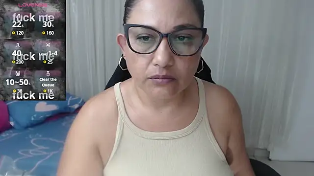 Snapshot of Katha_Marck chatting on January 25, 5:29 am Katha Marck online show from January 25, 5:29 am