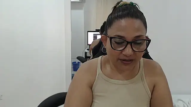 Snapshot of Katha_Marck chatting on September 13, 7:57 pm Katha Marck online show from September 13, 7:57 pm