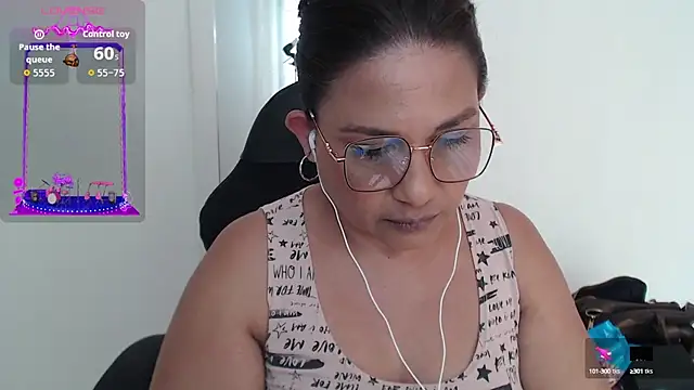 Snapshot of Katha_Marck chatting on September 17, 8:21 pm Katha Marck online show from September 17, 8:21 pm