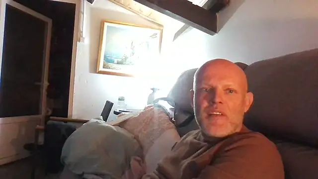 davigochi77bcn online show from March 17, 10:38 pm