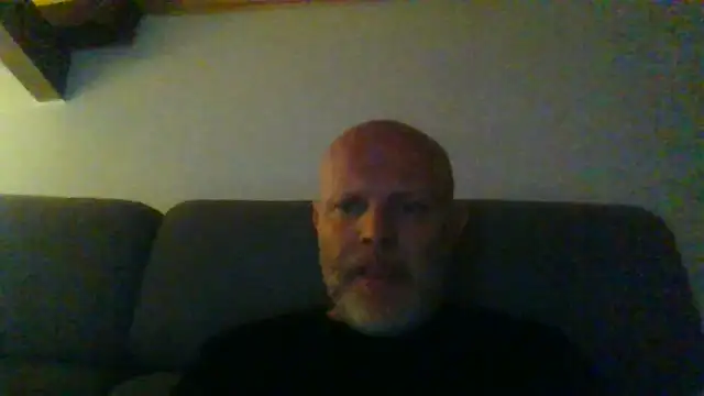 davigochi77bcn online show from February 14, 7:54 pm