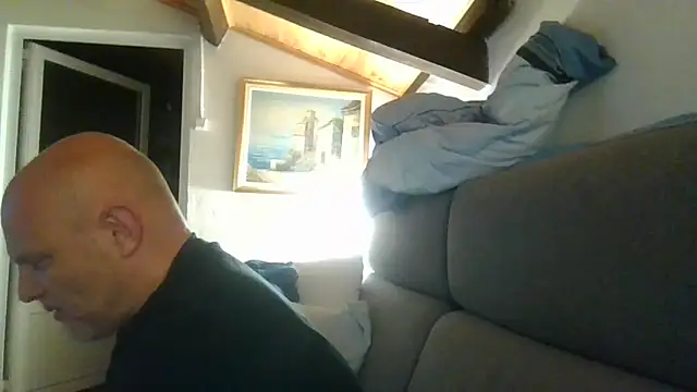 davigochi77bcn online show from March 6, 7:54 pm