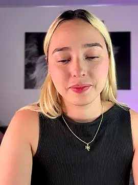 Irisweet  online show from September 12, 10:32 pm