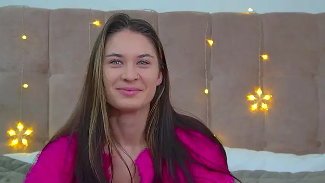 RachelSimpson online show from December 26, 6:33 pm