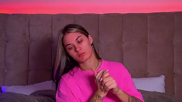 RachelSimpson online show from February 3, 6:17 pm