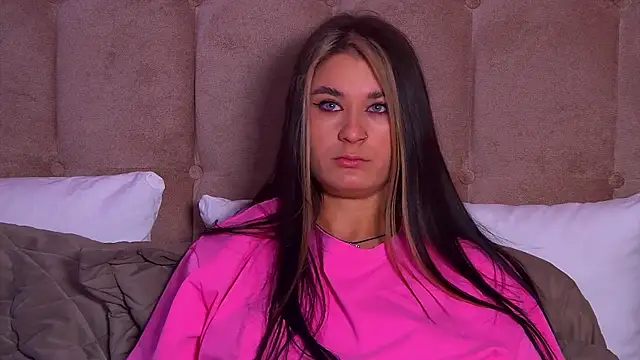 RachelSimpson online show from February 4, 2:07 am