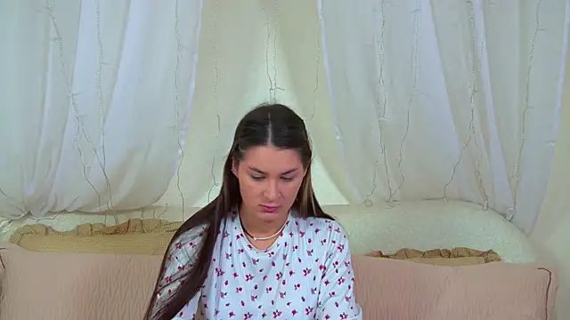 RachelSimpson online show from March 11, 6:36 pm