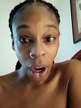 Snapshot of Jasmine_FullsShine chatting on May 27, 1:57 am Jasmine FullsShine online show from May 27, 1:57 am