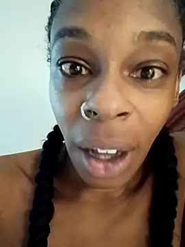 Snapshot of Jasmine_FullsShine chatting on May 27, 2:14 pm Jasmine FullsShine online show from May 27, 2:14 pm