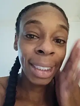 Snapshot of Jasmine_FullsShine chatting on June 4, 6:36 pm Jasmine FullsShine online show from June 4, 6:36 pm