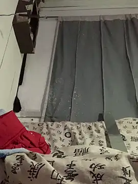 Snapshot of raphadoors19 chatting on March 25, 6:19 am raphadoors19 online show from March 25, 6:19 am