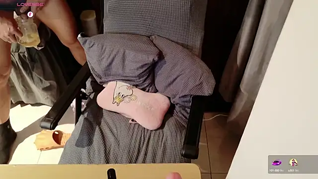 Snapshot of Canto-Dvng chatting on February 28, 11:36 am Canto-Dvng online show from February 28, 11:36 am