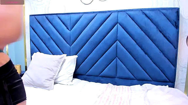 Sariitaa  online show from October 22, 3:56 pm