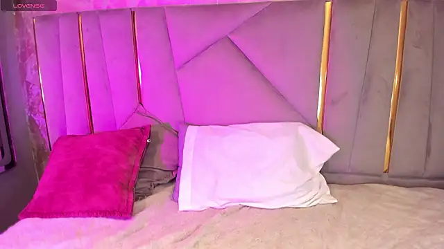 Sariitaa  online show from February 7, 2:10 pm