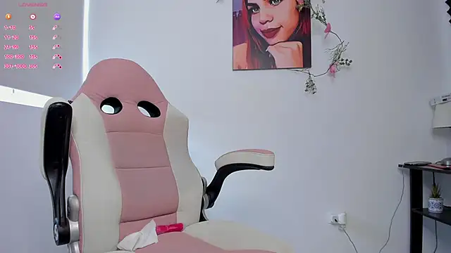girl dollxx online show from May 8, 4:34 pm