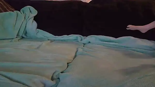 Dan Long Dong online show from March 14, 8:42 am