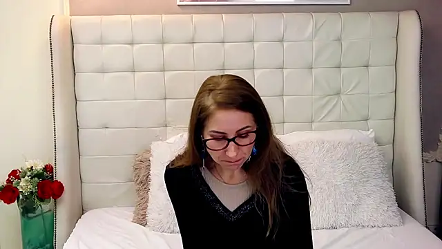 FoxyRamona online show from March 8, 12:52 pm