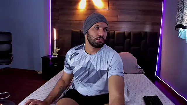 anthonylatynxd online show from February 6, 3:52 pm