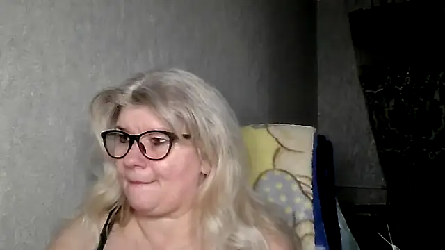 Diana 49 online show from February 5, 7:35 am