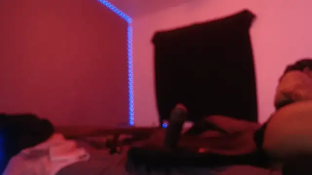 trophyboi69 online show from March 15, 12:11 pm