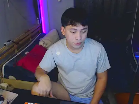 princeJayX online show from May 3, 11:55 pm