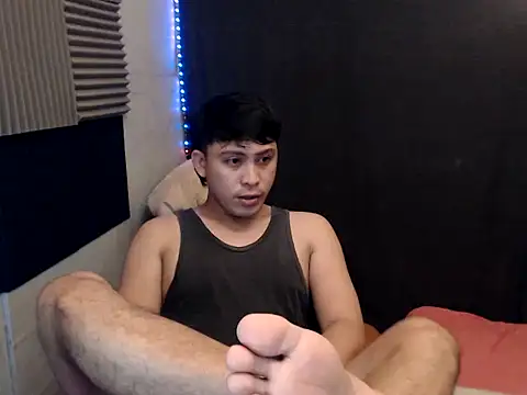 Snapshot of princeJayX chatting on June 21, 10:40 am princeJayX online show from June 21, 10:40 am