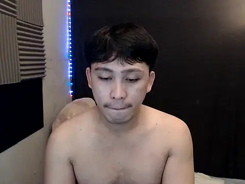 Snapshot of princeJayX chatting on June 25, 8:52 am princeJayX online show from June 25, 8:52 am