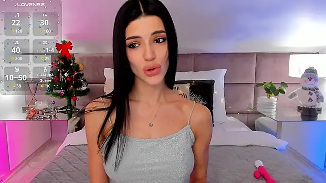 Snapshot of JasmiLyn chatting on December 26, 2:12 am JasmiLyn online show from December 26, 2:12 am
