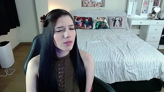 Snapshot of kittykat18x chatting on July 30, 2:21 am kittykat18x online show from July 30, 2:21 am