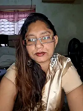 Sivanija 21 online show from February 25, 2:11 pm