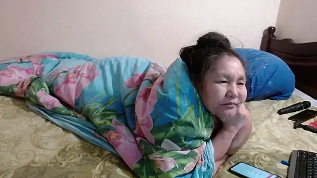 Zulfiya Bruce online show from February 5, 5:42 pm