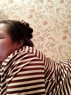 Snapshot of Zulfiya_Bruce chatting on April 2, 5:54 pm Zulfiya Bruce online show from April 2, 5:54 pm