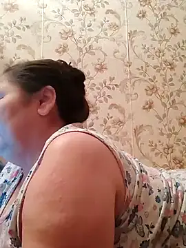 Snapshot of Zulfiya_Bruce chatting on April 6, 11:05 pm Zulfiya Bruce online show from April 6, 11:05 pm